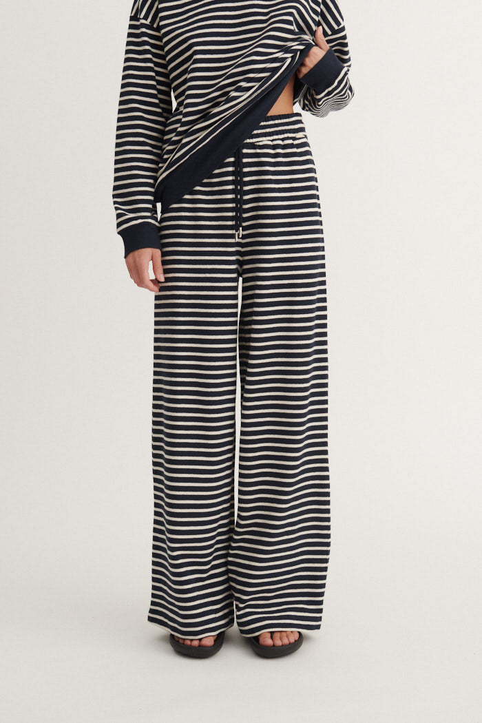 Basic Apparel Anneli Pants Bukser 721 Sky captain / birch