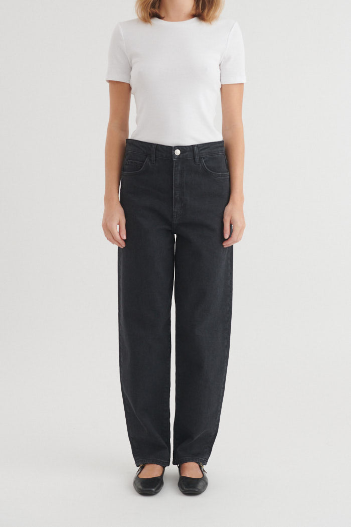 Basic Apparel Ea Black Jeans Jeans 001 Black