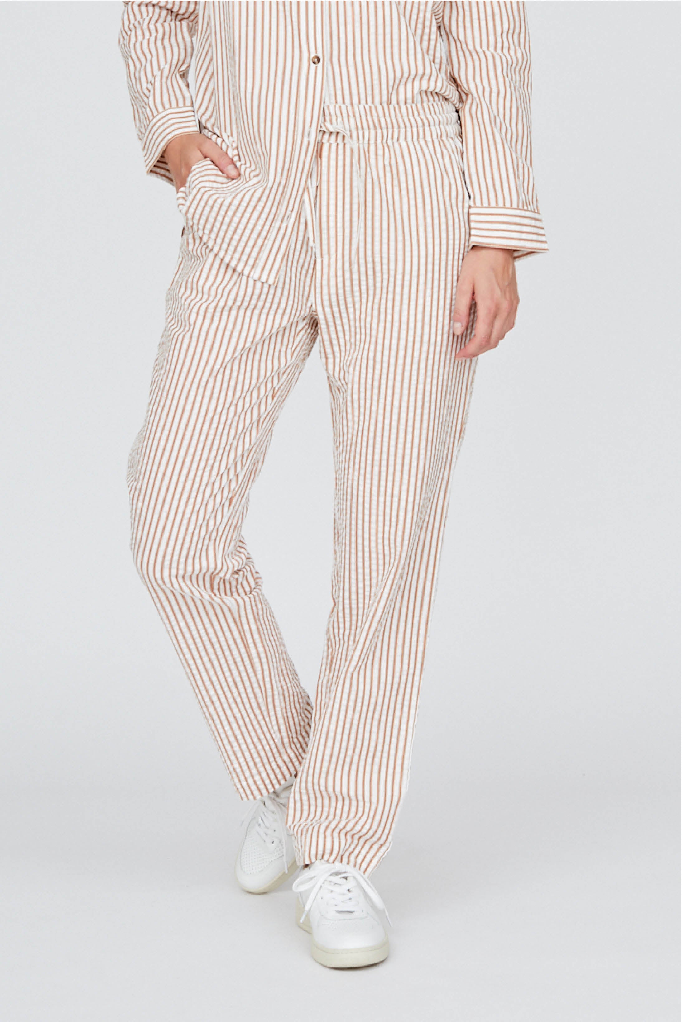 Basic Apparel Harriet Pants Bukser 567 Leather Brown/Bright White