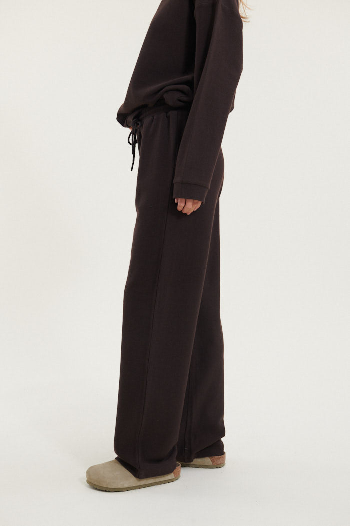 Basic Apparel Kat Sweat Pants Sweatpants 709 Chocolate torte