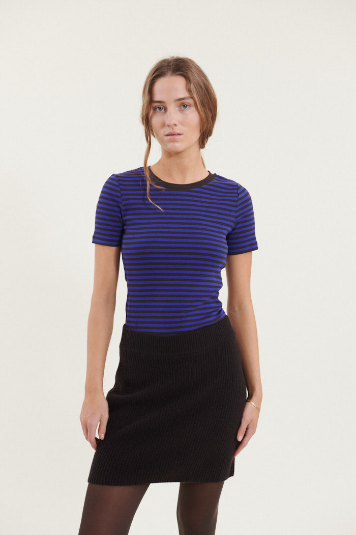 Basic Apparel Ludmilla O-Neck T-shirts 738 Chocolate torte/Clematis blue