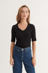 Ludmilla V-Neck - Black
