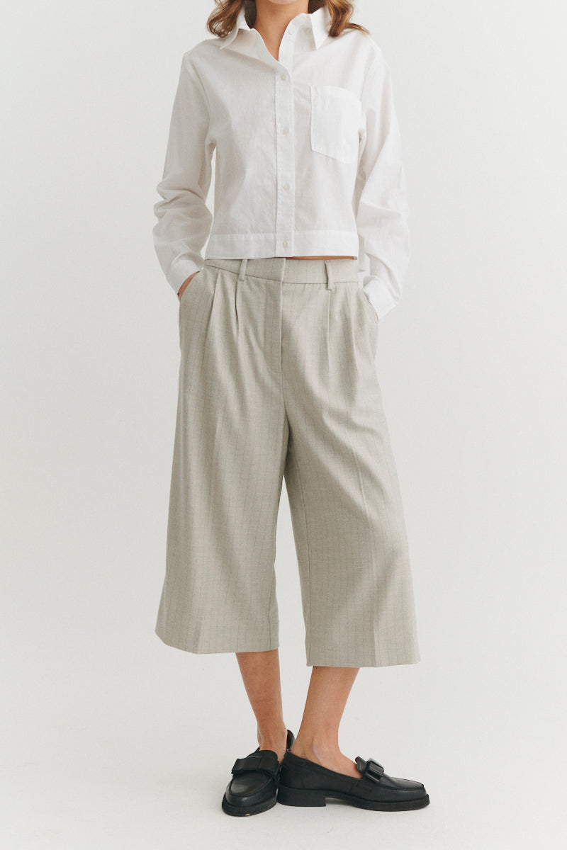 Basic Apparel Marjo Shorts Shorts 858 Chincilla