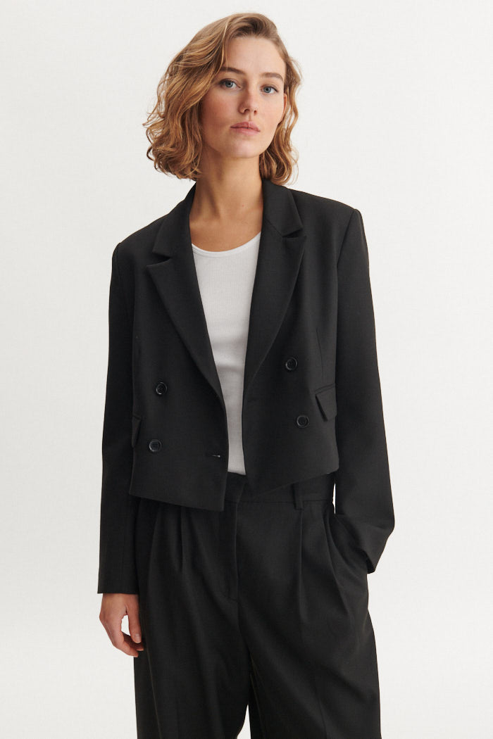 Basic Apparel Radi Short Jacket Jakker 001 Black