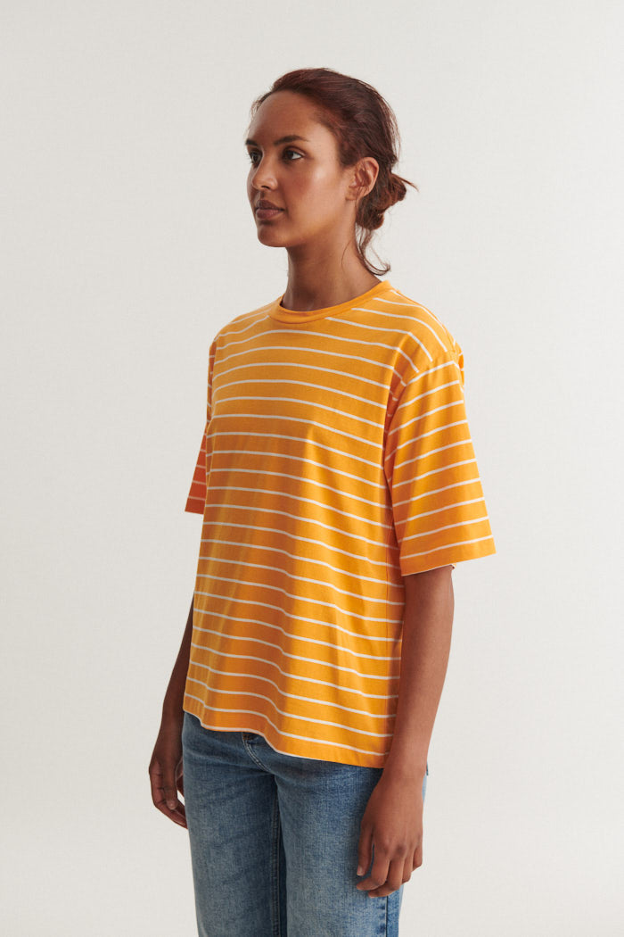 Basic Apparel Raja Stripe Tee T-shirts 870 Abricot / whisper white