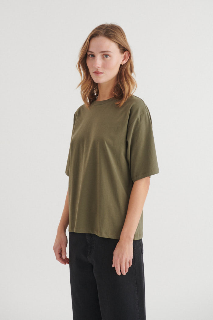 Basic Apparel Raja Tee T-shirts 141 Army